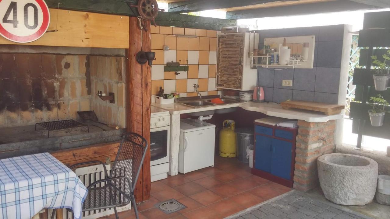 Pape Punat Hotel Bagian luar foto