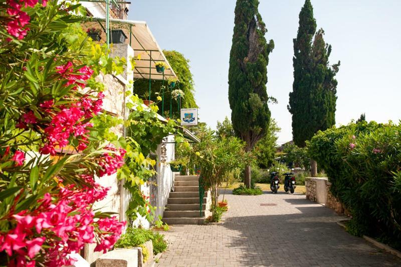 Pape Punat Hotel Bagian luar foto